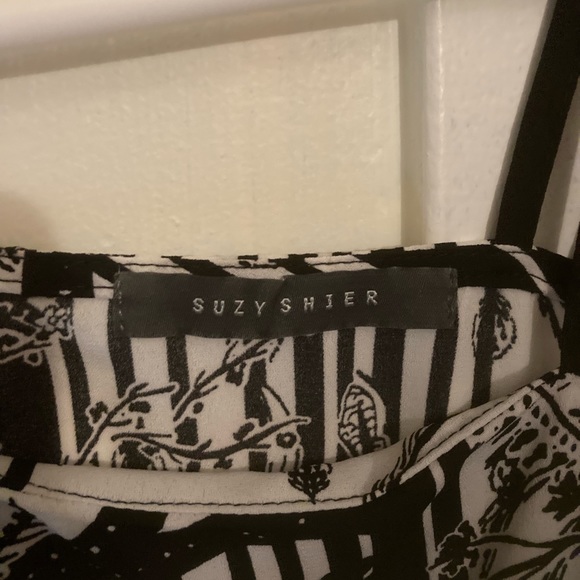 Off the Shoulder, Formal, White with Floral Pattern Tank Top. - Picture 3 of 3